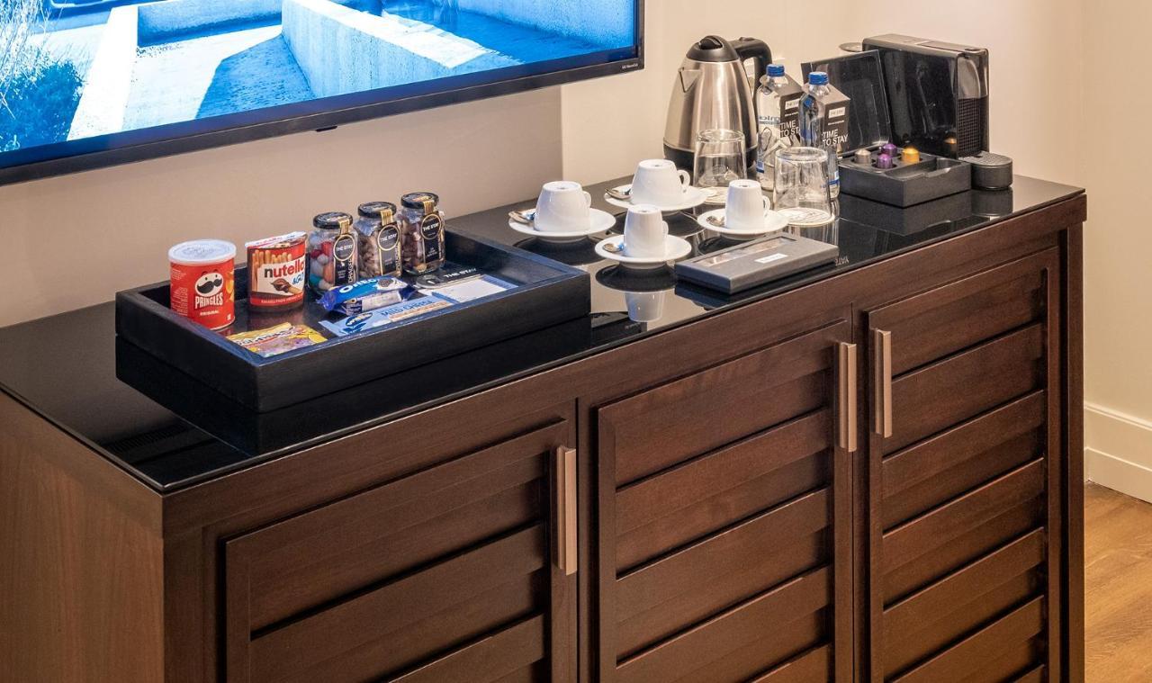 The Stay Boulevard Nisantasi Istanboel Buitenkant foto A Nespresso machine in a hotel room