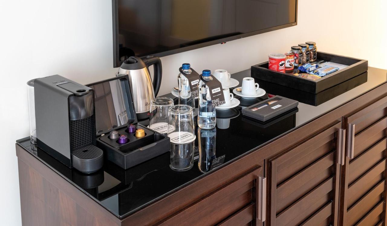 The Stay Boulevard Nisantasi Istanboel Buitenkant foto A Nespresso coffee machine in a hotel room