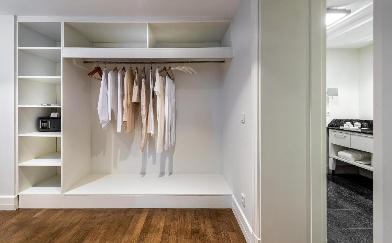 The Stay Boulevard Nisantasi Istanboel Buitenkant foto A walk-in closet