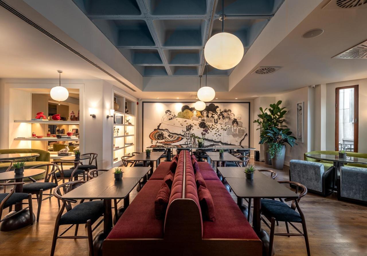 The Stay Boulevard Nisantasi Istanboel Buitenkant foto The dining room at the 2018-opened restaurant