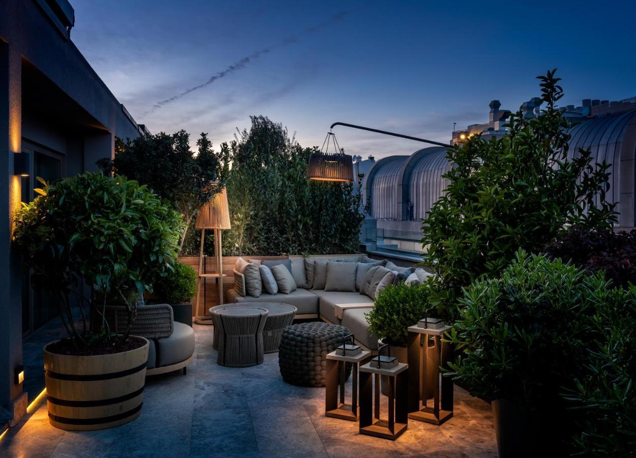 The Stay Boulevard Nisantasi Istanboel Buitenkant foto The rooftop terrace